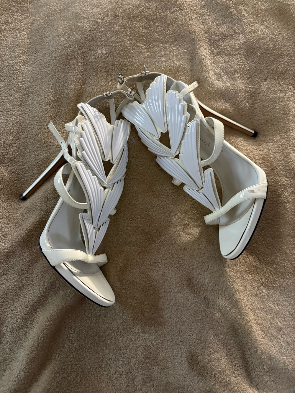 Giuseppe Zanotti White Sculpted Leaf-Detail Stiletto Sandals